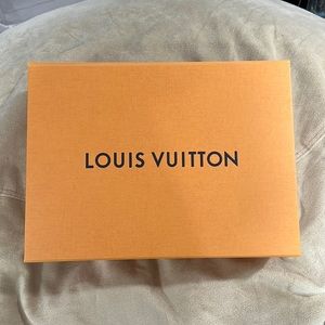 Louis Vuitton Medium Bag Box